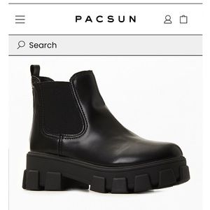 Darielle black chelsea boot